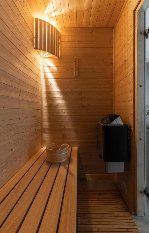 Dwor Holiday home